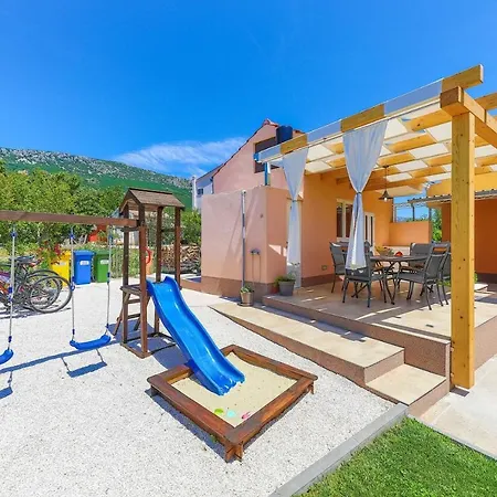 Villa Mijo Near Split, Private Pool 빌라
