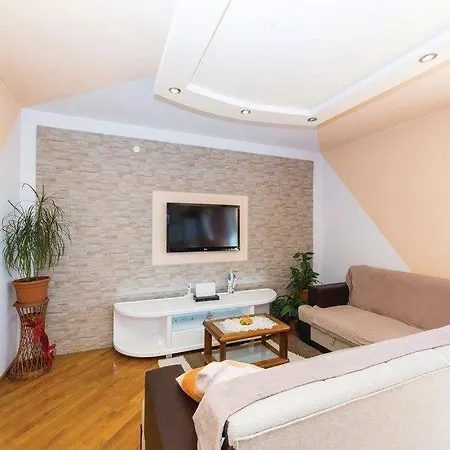 Villa Mijo Near Split, Private Pool 빌라 Kaštela