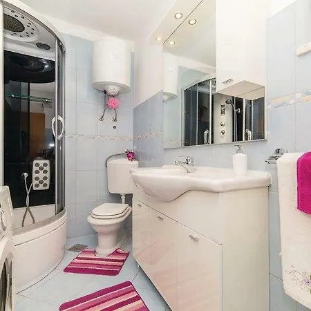 Villa Mijo Near Split, Private Pool 빌라 Kaštela